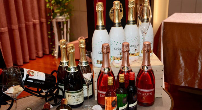 開店做紅酒加盟生意要怎么選址 開店做紅酒加盟生意要怎么選址